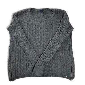 American Eagle Gray Cable Knit Crewneck Sweater Women’s XL